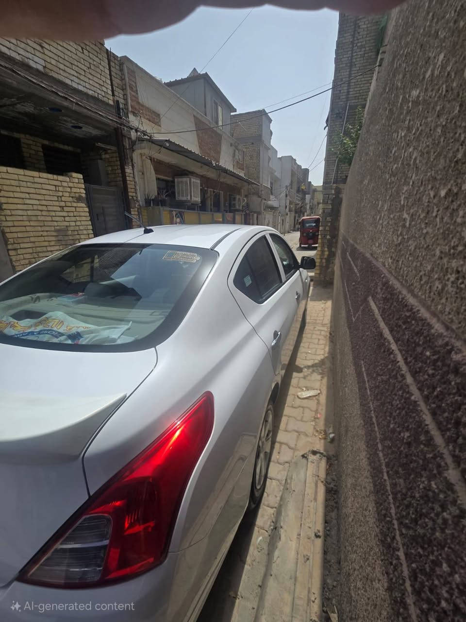 نيسان صني للبيع  موديل ٢٠٢٠ بيها بارد بالجملغ الامامي شوية بيها رصعات  خفيفة جداً ماشية 44 الف بسمي رقمها بغداد سنوية ساقطة  نظيفة جداً بغداد الطوبجي السعر 108$
***********
