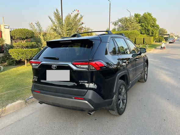 السلام عليكم 
بدون شاصي  بدون صبغ بدون شاصي
الحادث 
مكانين بارد 
براغي بنيد مكلكله (  معير)
حسب كلام فحص المندلاوي
بدون صبغ 

راف فور لمتد 2025
 اعلى مواصفات
ماشيه 11 الاف
رقم بغداد 
 فول مواصفات 1/1
-بانورما 
- رادار امامي 
شاشه كبيره مع كار بلي
شاشه دجتل
اناره دشبول محيطيه
-مرايه داخليه كاميرا مثل الكديلاك 
- ⁠رادار جانبي 
- ⁠حساسات 360°
جام 4 اوتو
-سستم صوت jbl مع دمام خلفي وتويترات بلتكم 
-5 كامرات 360°
- ⁠جنطة كهرباء تويوتا كيك(تنفتح بلرجلين) 
- ⁠مانع اسطدام 
- ⁠داتا شو 
- ⁠لايت LED
- ⁠كشنات كهرباء جلد 
- ⁠كشنات تدفئة تبريد 
- ⁠تدفئه خلفيه
- ⁠كشنات خزن مموري 
- ⁠هيتر ستيرن 
- ⁠هيتر مري 
- ⁠شاحن لاسلكي 
- ⁠4 انضمة قيادة 
- ⁠اوتو هولد 
- ⁠تبريد قطعتين 
- ⁠وبعد كثير مواصفات 

صور امريكا على الواتساب فقط 
مكان السياره بغداد حي جامعه 
السعر 258$

***********
