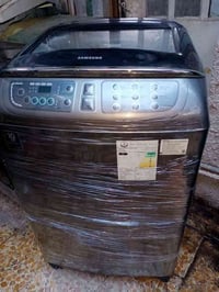 غساله سامسونج 18 كيلو شغاله وبلاديه على الشركة يوجد توصيل  07700741230...