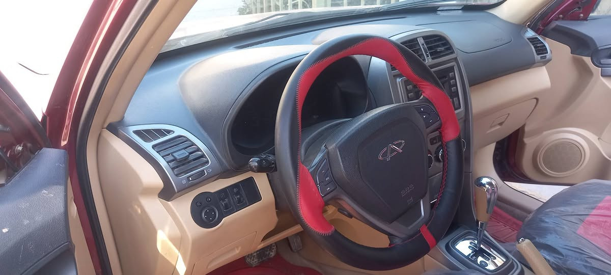 -شيري تيكو نظيفة جداً)
🔍 المواصفات والحالة:
​✅ الممشى: 60,000 كم (حقيقي).
​✅ المحرك والجير: مكفولة كفالة عامة وبحالة ممتازة.
​✅ التبريد: ثلج ❄️ (ماشاء الله).
​✅ الداخلية: نظافة الوكالة، كشنات وظهرية بحالة الوكالة.
​✅ الحالة الفنية: سيارة جاهزة من كل شيء، حدادية وصدر وتبريد، شغل واطلع.
​💰 السعر المطلوب:
​65 ورقة ($6,500)
​(قابل للتفاوض البسيط للجادين بعد المعاينة)
​📍 العنوان:
​بغداد - منطقة البلديات
​📞 للتواصل والاستفسار:
​***********
