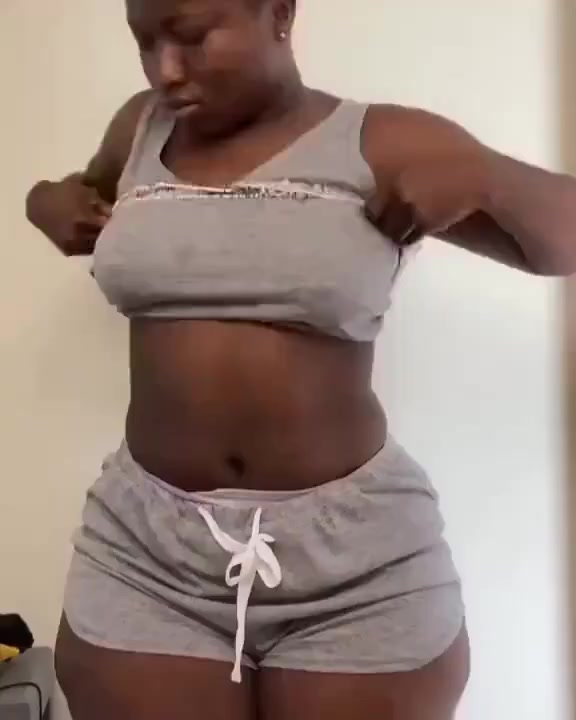 ✨ مشد حليمه الأصلي ✨
إذا تريدين قوام مشدود ومتناسق بثواني 💃🔥

يشد البطن والخصر ويرتب منطقة الظهر بطريقة مريحة بدون ما يضايقك 👌
قماش مرن وعملي تلبسيه تحت أي لبس ويعطيك شكل أنحف وأنعم فوراً ✨
مناسب للاستخدام اليومي وثابت طول اليوم بدون ما يلف أو ينزلق 💕

إطلالة مرتبة، ثقة أعلى، وجسم منحوت بأبسط طريقة 💖
القياسات XL 

#توصيل_كافة_المحافظات


**إذا كنت صاحب هذا الإعلان وتريد حذفه لأي سبب، رجاءا أرسل رسالة إلى الدعم الفني**