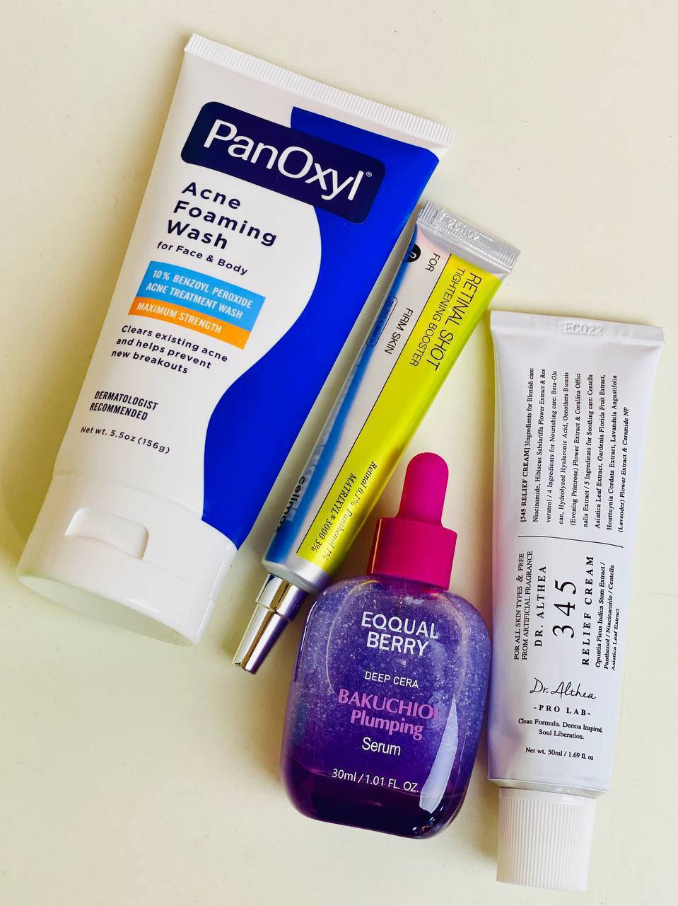 ✨ عرض العناية بالبشرة الزجاجية ومحاربة الحبوب ✨
إذا تعانين من الحبوب، آثارها، المسامات الواسعة أو بهتان البشرة… هذا البكج مصمم خصيصاً حتى يرجع لبشرتج الصفاء والنعومة والإشراقة الطبيعية 💆🏻‍♀️🌸

✅ العرض يشمل 4 منتجات أساسية:

1. غسول علاجي قوي يحتوي على بنزويل بيروكسيد، ينظف البشرة بعمق ويزيل الدهون الزائدة والأوساخ المتراكمة داخل المسامات.
يساعد بشكل كبير على تقليل الحبوب النشطة ومنع ظهور حبوب جديدة، ويعتبر من أفضل الغسولات للبشرة الدهنية والمعرضة للحبوب سواء للوجه أو الجسم.
✨ النتيجة: بشرة أنظف، مسام أقل انسداد، وحبوب أقل بشكل ملحوظ.

2. منتج تجديد للبشرة يعمل على تحسين ملمس الجلد وتوحيد اللون وتقليل آثار الحبوب والبقع.
يساعد على شد البشرة وتحفيز إنتاج الكولاجين، ومع الاستمرار يعطي نعومة وصفاء ويقلل الخطوط الخفيفة.
✨ النتيجة: بشرة مشدودة، مشرقة، ومتجددة بشكل صحي.

3. سيروم غني بمادة الباكوتشيول الطبيعية التي تعتبر بديل لطيف للريتينول، مناسب للبشرة الحساسة.
يرطب البشرة بعمق، يعطي امتلاء ونضارة، ويقلل مظهر المسامات والتجاعيد البسيطة مع لمعة صحية جميلة.
✨ النتيجة: بشرة ممتلئة، ناعمة، ومضيئة بدون تهيج.

4. كريم علاجي مهدئ للبشرة الحساسة والمتعبة، يرطب بعمق ويقلل الاحمرار والتهيج خصوصاً بعد استخدام منتجات علاج الحبوب.
يعطي حماية قوية للحاجز الطبيعي للبشرة ويخليها مرتاحة وناعمة طول اليوم.
✨ النتيجة: ترطيب، تهدئة، وبشرة متوازنة بدون جفاف.

سعر العرض 40 الف
والتوصيل مجاني


**إذا كنت صاحب هذا الإعلان وتريد حذفه لأي سبب، رجاءا أرسل رسالة إلى الدعم الفني**