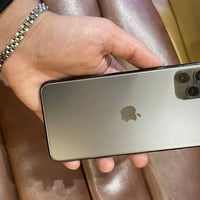 ايفون 11 pro max ذاكره 64 السعر 225 بغداد الاعظميه  07731047991