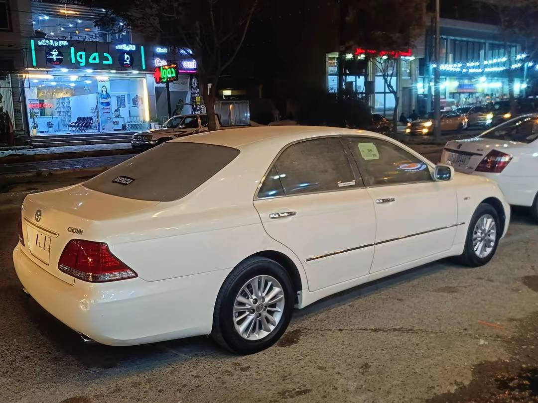 موس بۆفرۆشتن هیچ عەیبو عاری نیە سفرە یەک پارچەی بۆیاخە تەنیا سنوقەکە ***********
