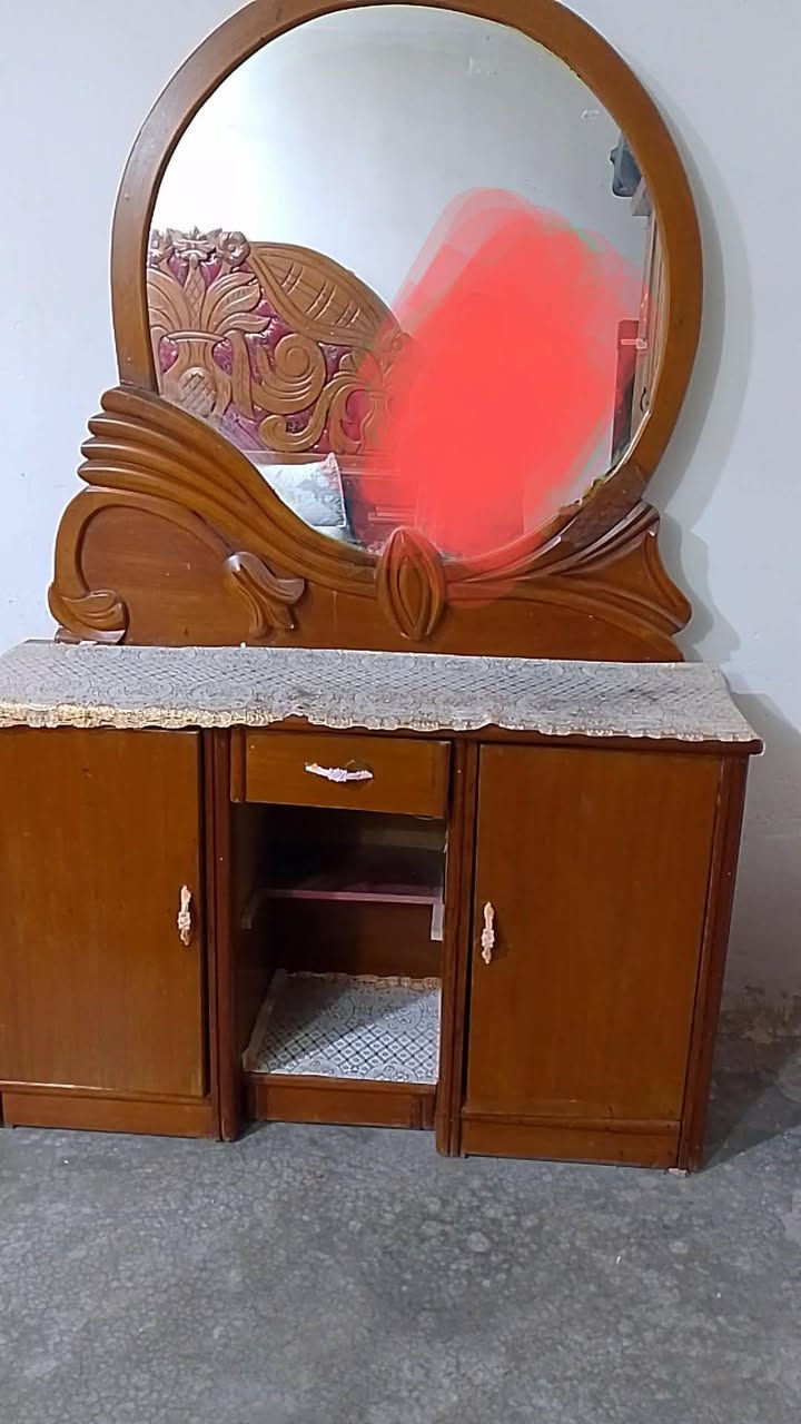 ميز تواليت احطاطه تكمه سعره ٦٠ وكنفيره حجم جبير الاماراتيه ١٥٠ وجربايه احطاطه سعر ١٢٥ وصوبه ٦٠


**إذا كنت صاحب هذا الإعلان وتريد حذفه لأي سبب، رجاءا أرسل رسالة إلى الدعم الفني**