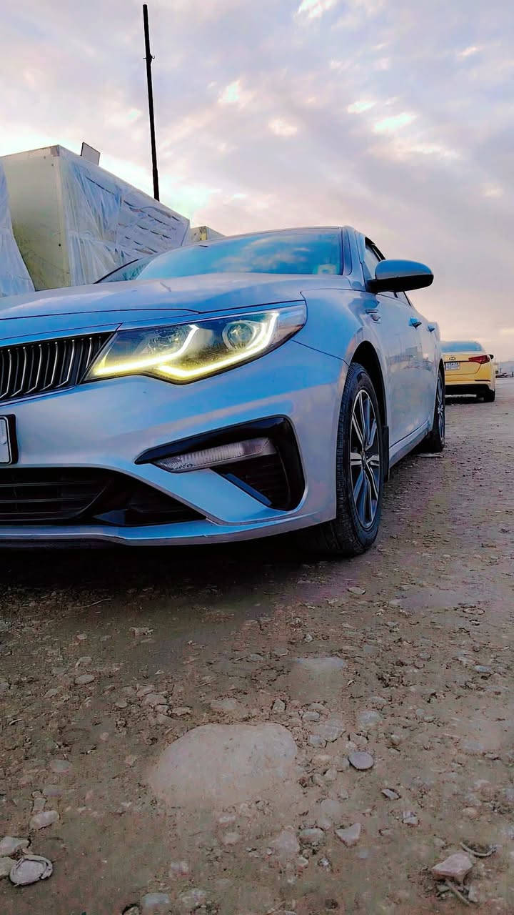 السلام عليكم:
كيا اوبتيما موديل 2022 وارد كوري غاز اصل محرك 2000 رقم قادسيه انگليزي سنويه مجدده السياره مكفوله من كلشي تبريد تدفئه تحكمات شاشه كامرا رادار السياره ماشيه 43 
السعر 187 وبيهه مجال
مكاني ديوانيه الاستفسار الاتصال على الرقم. :
***********
