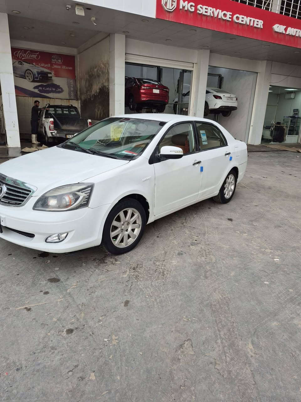 السلام عليكم جيلي موبل 2013 سيارة كفالة فقط تلكيط خياسات مكينه وكير وكهربائيات وحداده كلة مكفول مكفولة من ضربة وتبديل دواخل جدد شاشه وبرده خلفية بلاد تخم تاير سياره جاهزه وجديده سعره قفل 40 مكاني بلبصرة بلقبلة ***********
