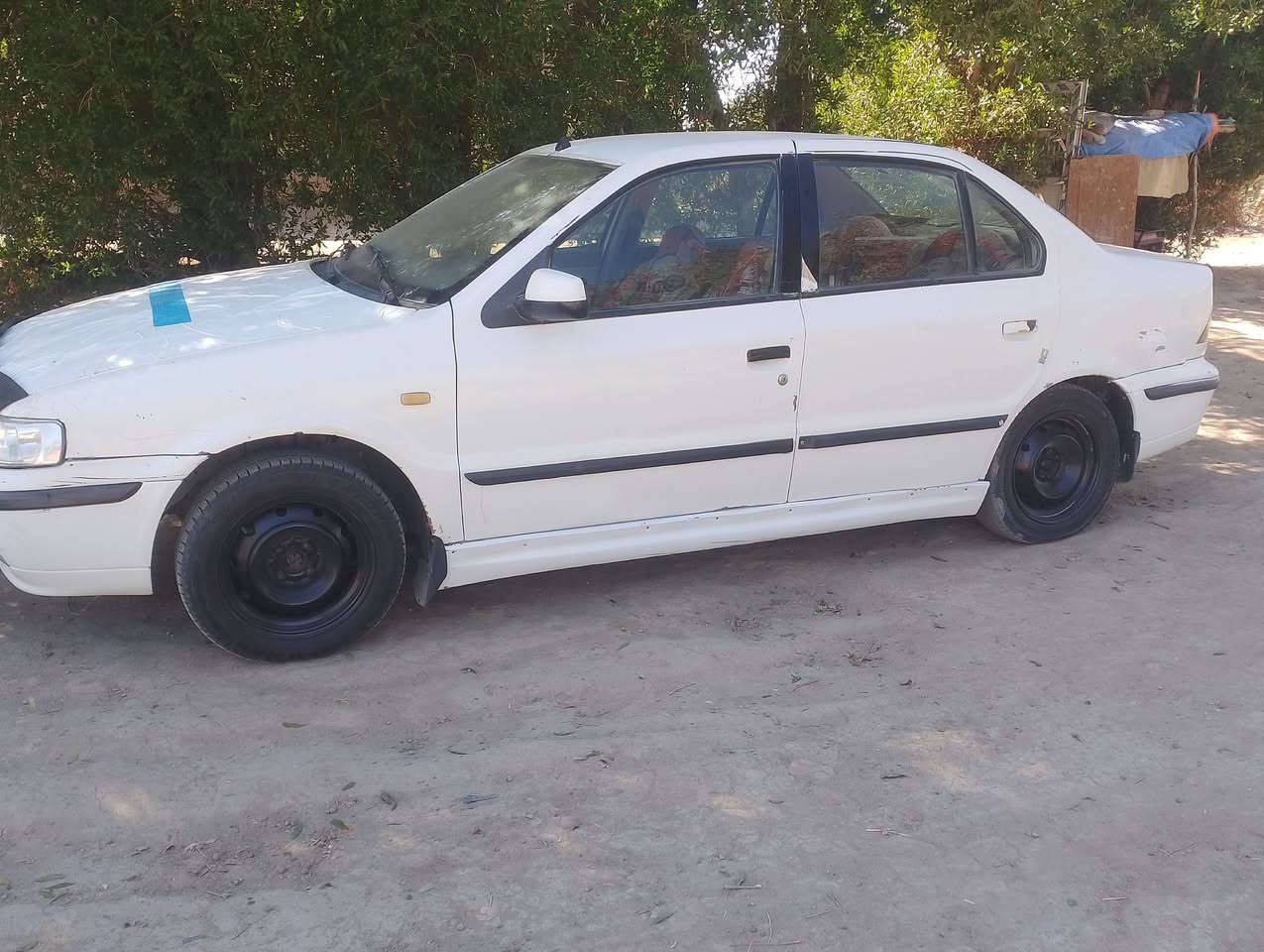 السلام عليكم سياره للبيع موديل 10 السياره نضيفه كشر نضيف مكينه جديده دواخل حلوه بيه خياس بل دووس قليل رقم واسط تايرات نضيفات السياره أحله من الصوره السعر 25 وبيه مجال مكلف بل نشر رقم راعيه التواصل *********** مكان الديوانية قضاء غماس
