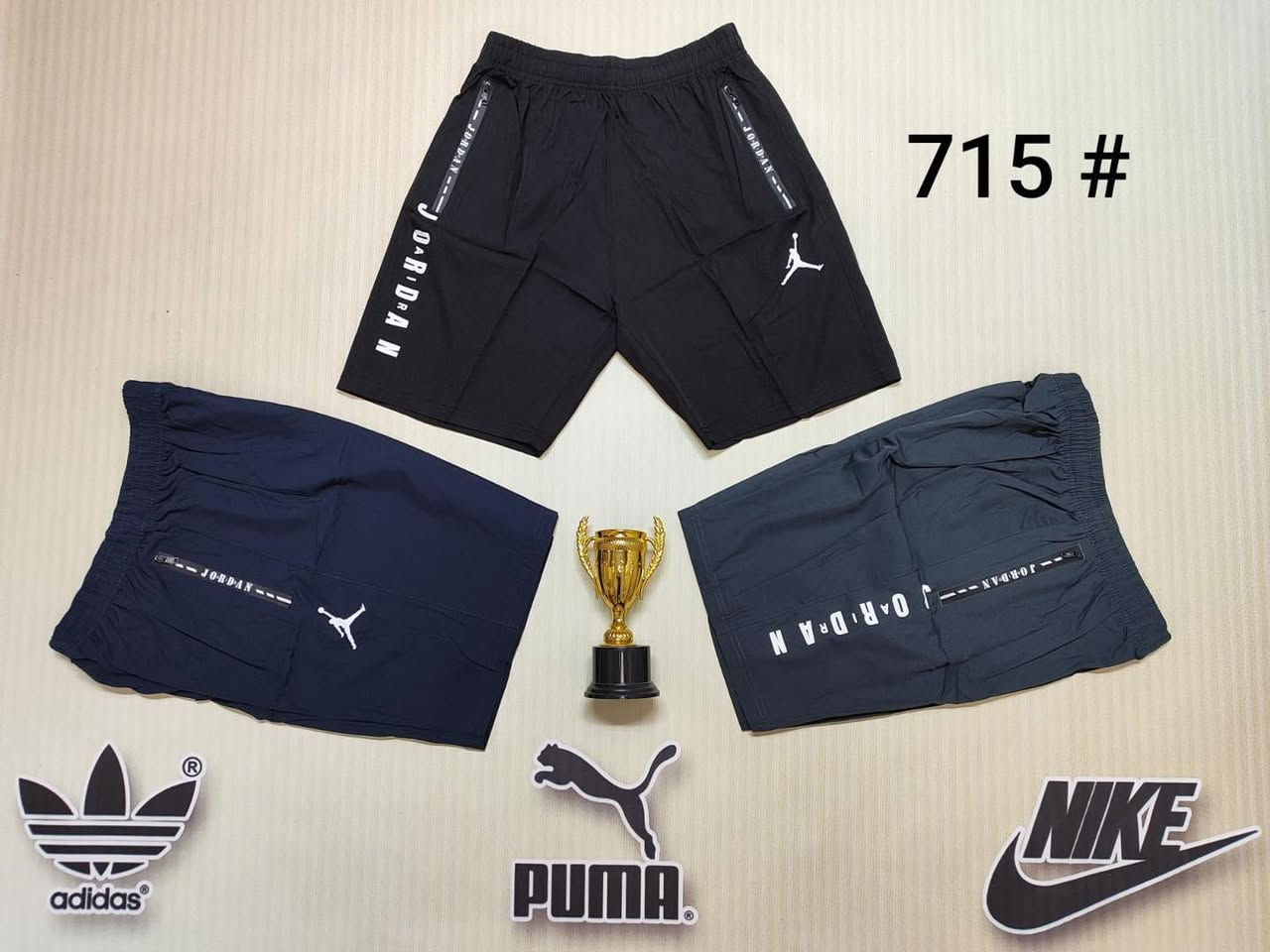 برموده وتر بروف 
الوان مختلفه
كافه القياسات 
للاستفسار مراسله الصفحه
اوالاتصال على الرقم التالي 
*********** 
واتساب ***********
خدمه توصيل
