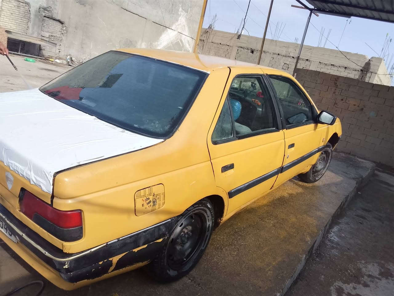 السلام عليكم بيجو 405بسمي رقم بابل انكليزي مصفره هيه اوغرامات سنويه 2030تنفذ كير اومحرك كفاله عامه منضومه تبريد كامله تبريد ويه. السويج ثلج 🥶🥶 بريك ادامه كامله كهربائيات كله جديده  صدر جديد دبلات تخم كامل جديد سياره رايده22اوبيه مجال ***********
