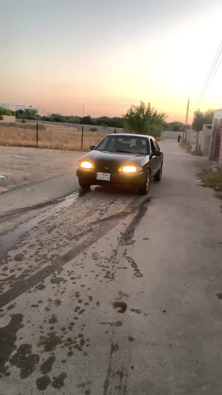 السلام عليكم من رخصة الدمن                                 كيه سيفياء موديل 95                                                     كير محرك شرط رقم صلاح الدين خصوصي صدر نص عمر سعر27وبه مجال 
رقم ***********
رقم ***********
