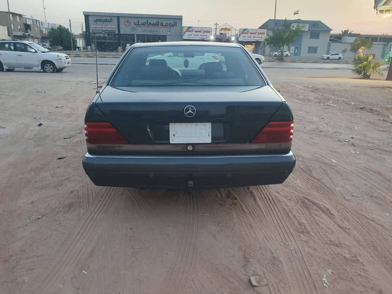 مرسيدس شبح 1992 حجم 320SEL محرك 6 سلندر رقم بغداد مشروع وطني بأسمي سنوية 2029 السيارة نظيفة جداً فول مواصفات صبغ عام ومكفولة من أي حادث، جاهزة من كل النواحي علما ان السايرة عندي من سنة 2018 يعني صارلها 8 سنوان.

المواصفات:
محرك قوي مكفول مع الكير
سلايد روف جام
ايربكات سليمة
تبريد ممتاز
ويلات 16 بلادي تخم تاير
وضعيات قيادة سبورت وعادي وأوتو
ستارة خلفية كهرباء
كشنات جلد كهرباء
ذاكرة كشنات ثلاث وضعيات
السعر 82 ورقة وبيها مجال
للاستفسار: ***********
