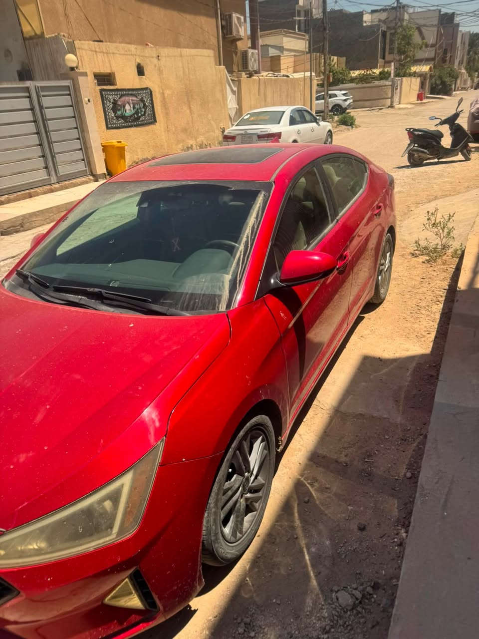 لسلام عليكم للبيع هونداي النترا موديل 20 امريكي 
محرك ٢٠٠٠ دوش 
رقم بابل بيها 2قطع وبيه بارد خلفي
مواصفات  فول حداديه تخم تاير تبريد كله بلادي 
مكان السياره بابل  
  السعر 148 وبيه مجال. 
***********
