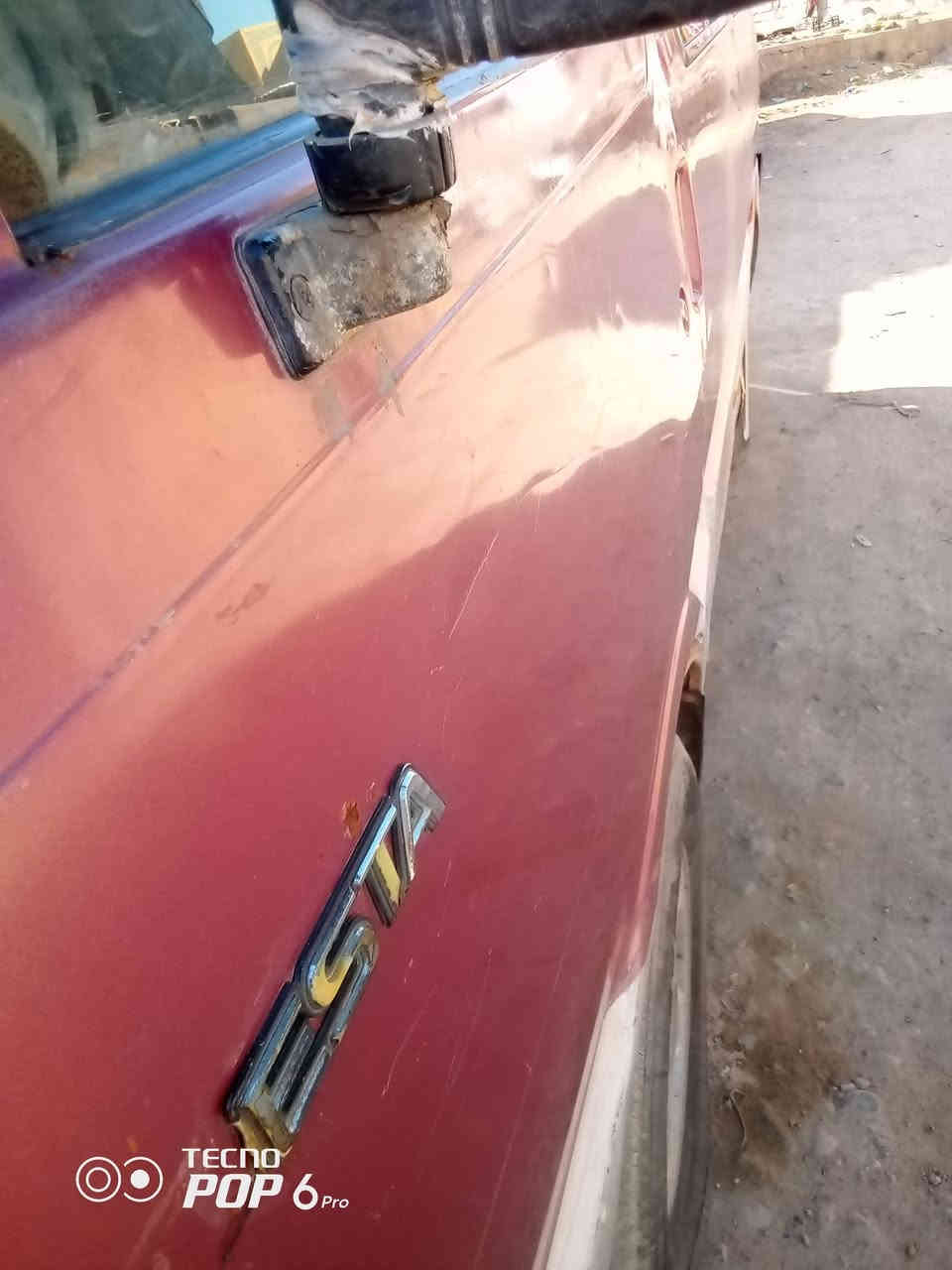 سلام عليكم للبيع كيه بسته موديل 1995رقم بغداد صاحبه موجود مكينه خيط بخار كير وكسل  شواصي جدد كهربائي كلهه شغاله دوشمه نضيفه مكان صلاح الدين دجيل سعر 23وبيهه مجال ***********
