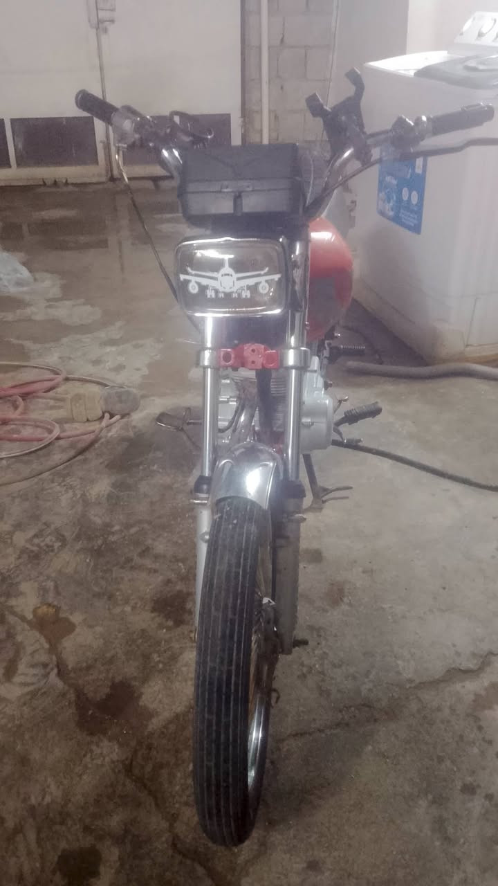 دراجه تايكر مديل 2020محرك فول شلعه خير من الله مال شغل (بدون اوراق)
 مكفولة من سرقه سعر 250وبي مجال حك جيه/مكاني ديالى خان بني سعد /مو شراي لا يتعبني


**إذا كنت صاحب هذا الإعلان وتريد حذفه لأي سبب، رجاءا أرسل رسالة إلى الدعم الفني**