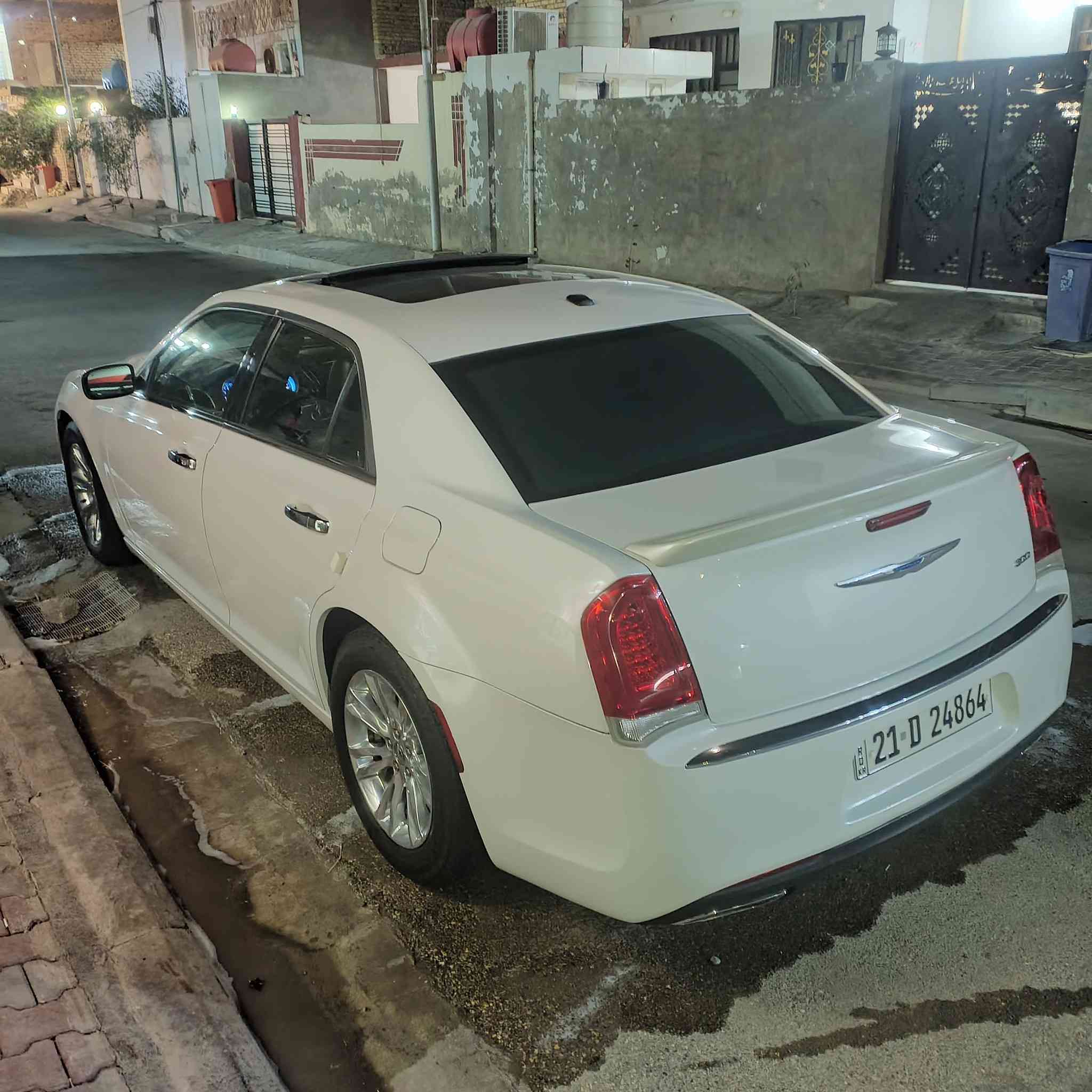 السلام عليكم أوباما للبيع موديل 15 رقم سليمانيه تحويل ثاني يوم  ماشيه 168 مكان السياره واسط الكوت ***********السعر 240
