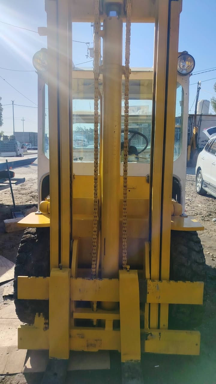 السلام عليكم شوكيا هاستر للبيع ٦ طن جاهزه شغاله مكينه كير مضخات نضيف مكان بابل الشوملي ***********
***********
