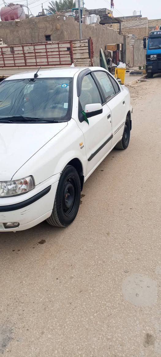 للبيع موديل 11 السعر٤٤ اوبيه مجال  سياره جديده  تبريد ثلج  كهربائيات كله شغاله ***********
