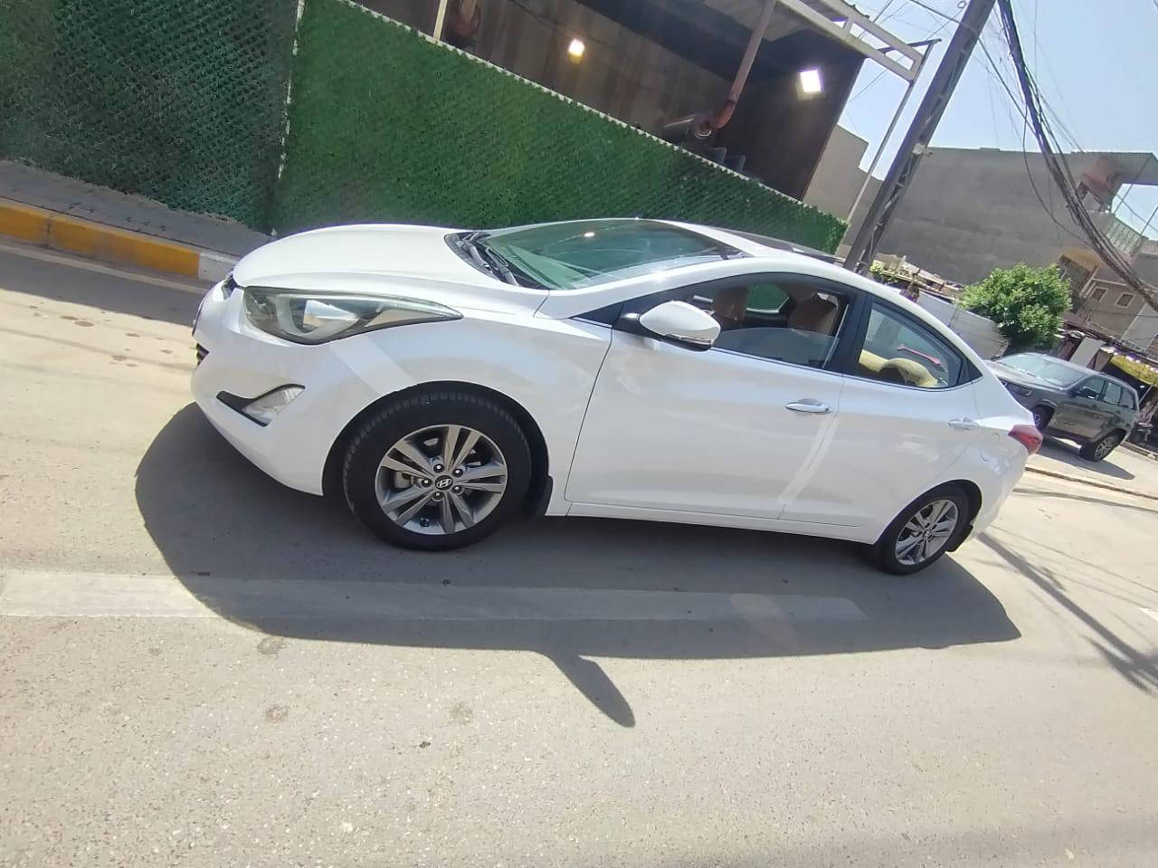 السلام عليكم
هونداي النتره خليجي فول مواصفات
فتحه وشاشه وتحكمات جهتين وداخل جلد 
بيه صبغ موضح بالسونار موجود ويه الصور 
السعر ب107 وبيه مجال 
التصال او المراسله واتساب 
 علاء0781 209 3592 بغداد, العراق
