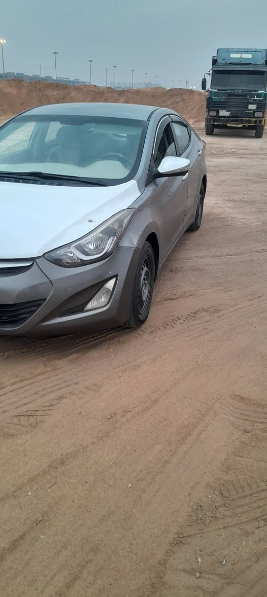 السلام عليكم  النترة ٢٠١٥ مكينة  وكير  مكفول البدي  بي صبغ مكاني بصرة  ***********
