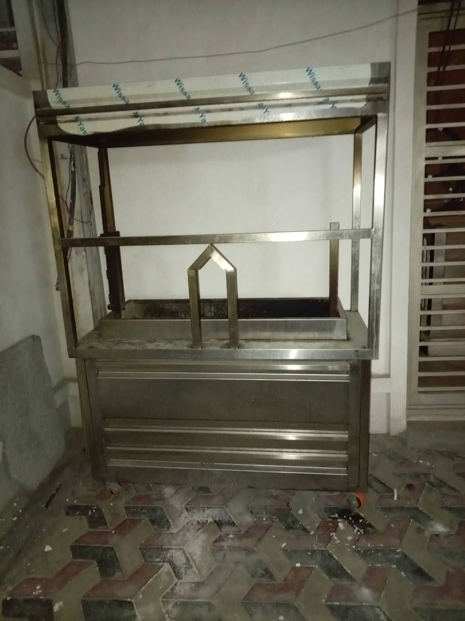 شواية شاورما فحم للبيع للتواصل ***********
