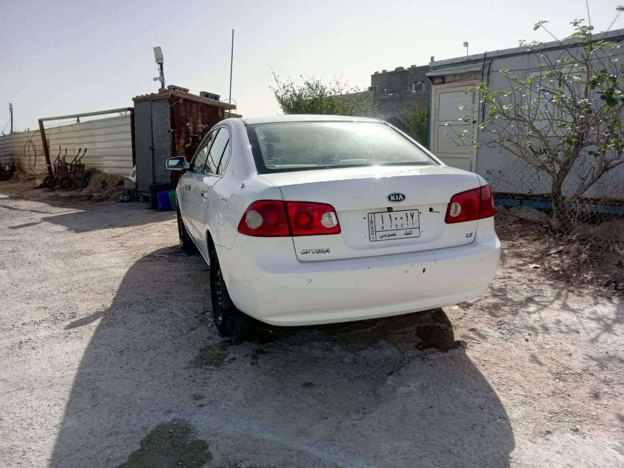 سلام عليكم
كيا اوبتيما موديل 2008
سيارة نضيفة كير ومكينة كفالة
محرك 2000
تخم تايرات جديد . تبريد شغال 
رقمها نجف مشروع وطني 
السعر 90 ورقة بيها مجال
‎***********
مكاني التنومة شارع الصالحية

