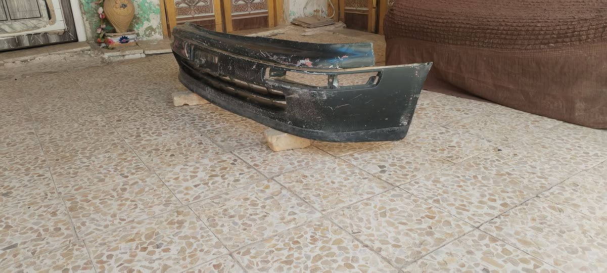 السلام عليكم عندي دعامية بطه متصل بيها كسر بسيط بلاديه حته صبغ مابيها بس هاذا الكسر ابيع عل هل وضع هل موجود التفيدا يصلحه مال تعمير عل كد الحال كلشي اكو بل سوك اكو جديد هاي نص عمر الجديد غالي هاي  50 وبيها مجال واتساب ***********
