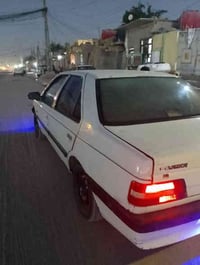 للبيع سياره بيجو 405موديل2010مكفوله من ضربه القويه وتبديل حداديه تخم ت...