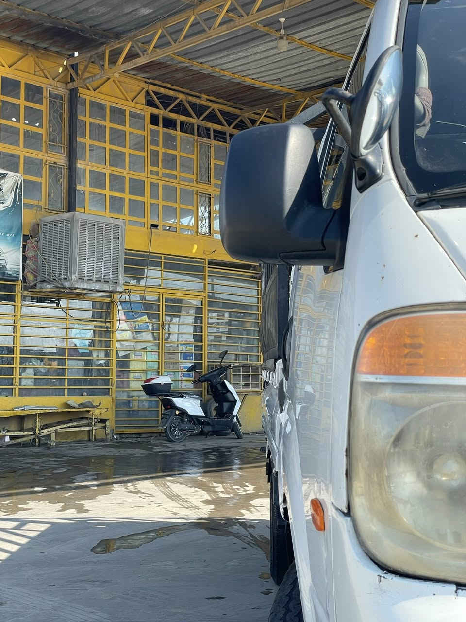 السلام عليكم
كيا حمل بنكو 3
للبيع سياره موديل 2007  السياره بدون صبغ فقط الدوائر مصلحه محرك 3000 سوبر السياره كلها شرط من كير ومكينه واكسل وشاصي مكفوله مكان السياره موصل الايسر  السعر 90 

للاستفسار الاتصال على الرقم 
*********** اسيا 
*********** كورك
