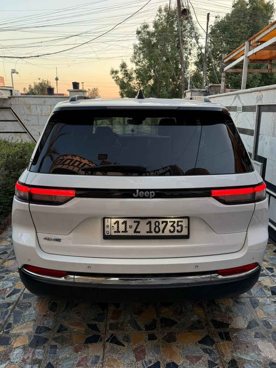 جيب كرانـد شيروكي 2024
🚨دخول جديد مرقم بغداد بسمي 
  بانزين + هايبرد + شحن منزلي
المسافة المقطوعة:  26الف ميل

الضرر: باب وجملغ يمنه بارد فقط بيهم بدون صبغ السياره شرط الفحص صور الحادث ورقم شاصي بل منشور 
    

🚨 فول 1/1
 1شاشتين 
بانوراما طكتين
2. بصمة
سستم صوت Alpine
3. تشغيل عن بعد  

5. كشنات جلد

6. كشن السايق ميموري

7. كشنات كهرباء

8. صندوق كهرباء

9. حساسات خلفية مامي 

10.  3 قطع تبريد

11. اشاير بالمري

12. رادار أمامي

13. رادارات 360

14. ثلاث وضعيات قيادة

15.  نظام اختيار الباتري او بانزين

16. كير ماوس

17. نظام منحدرات

18. هيتـرات بالكشنات

19. ويل كب كروم

20. لايتات لد

21. بكلايت لد

22. كشافات

23. بصمة أبواب

فول مواصفات 1/1   
السعر 337$ورقه  
مكاني بغداد جديده الاتصال

‭0773 548 4352‬
