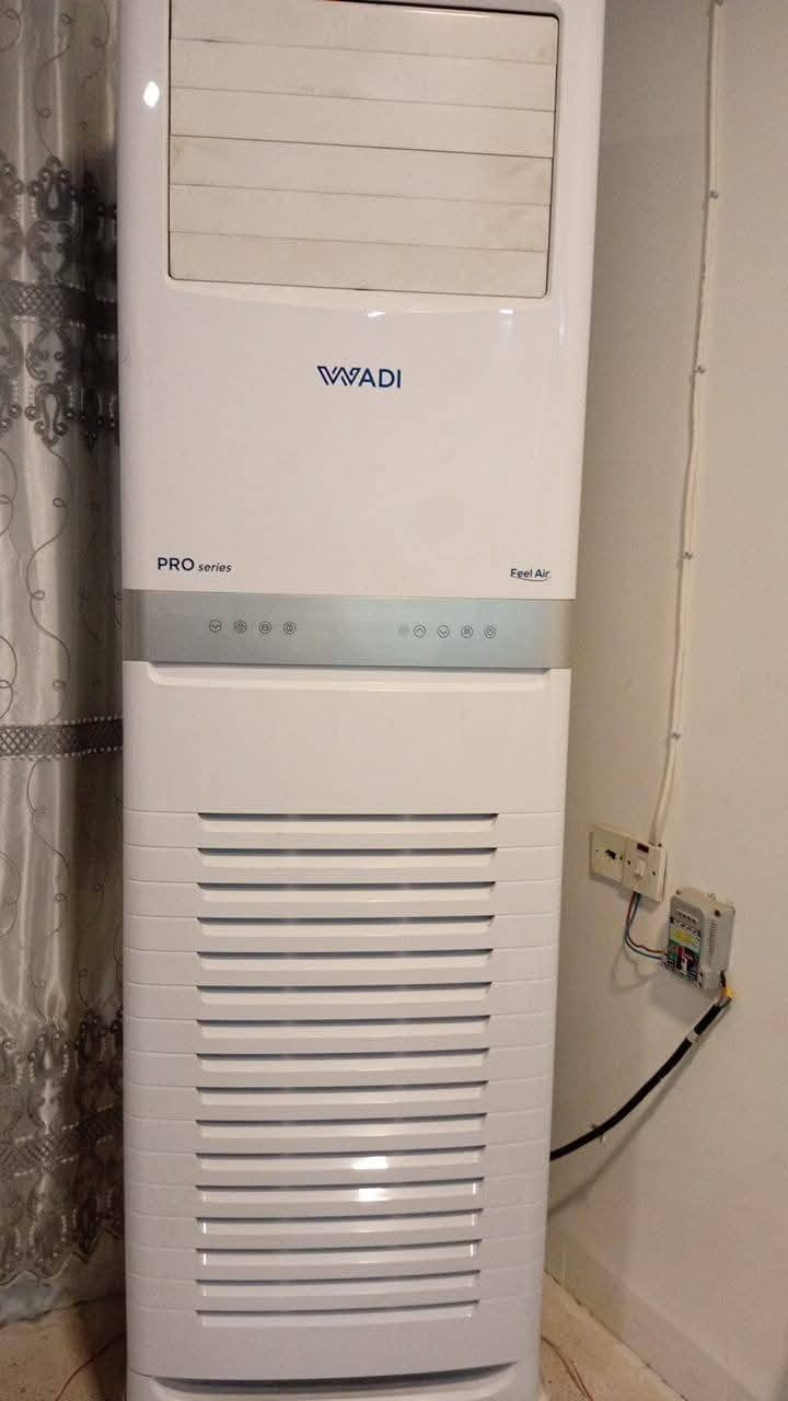 السلام عليكم سبلت 3طن الوادي الاصلي استعمال شهرين فقط للبيع بسعر مناسب مستعجل عليه 400الف لتواصل الاتصال ***********
