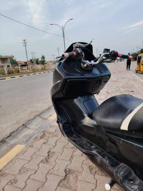 فورزه 0.9 اوراق نضيفه مثل ماتشوف
. كل شي بيها شغال. 
لايت. اشاره. سبورت. مانع الانزلاق.هورن.نضام بصمه.
.سماعات شغاله الدراجه متكامله  
اوراقها كامله والدراجه بسمي سعرها 750. وبيها .وترهم مراوس حسب القناعه. 
مكاني البصره. قضاء المدينه


**إذا كنت صاحب هذا الإعلان وتريد حذفه لأي سبب، رجاءا أرسل رسالة إلى الدعم الفني**