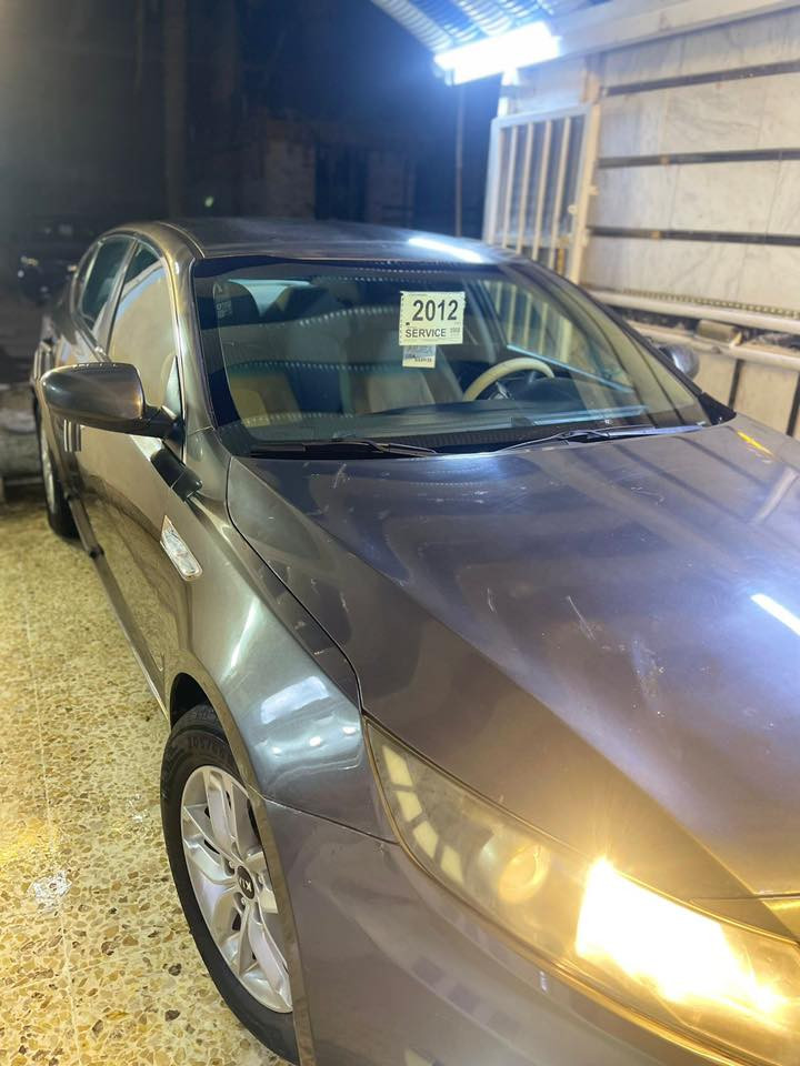 ادوات ادوات
اوبتما موديل 2012 متومه كامله ارقام وسنويه طبق الاصل 
سياره حلوه ما بيه أي نقص كصته جنطه شرط شغل باجات 
بالكرتون تبريد كير حداديه مكينه 2000 دوش بانزين بانزين 
سياره كامله مكانها بغداد لسعر 50 بيه مجال قليل لشراي 
لرقم    ***********
