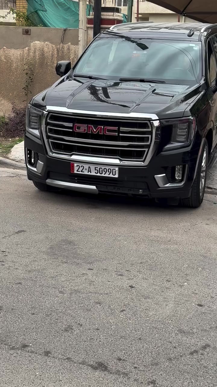 جمسي موديل 2023 sle كاز فول مواصفات عدا الفتحه
اعتذر عن المراوس
السياره جديده جداً كااااز
استخدام شخصي 
ماشيه ٨٠ 
اي نقص مابيهه ناعمه وين متريد ترايك 
عليهه ادامه كامله رقم شمالي طويله
السياره فول رادارات كامرات حساسات كشن تدفئه تبريد كشنات منفصل كشن هزاز شاشه ترحيب الدشبول شاشه وليس كيجات
استخدام شخصي 
المكان بغداد السيديه 
الحادث باب سايق والوراها بدون دواخل
حادث سطحي 
***********
السعر ٤٥٠ وبي مجال للشراي اتساهل
السياره رقم شمالي باسمي حصراً
ممشتغله خط استخدام شخصي
