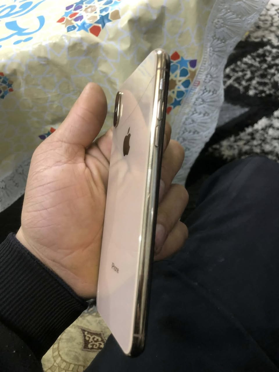 ‏سلام عليكم جهاز إكس إس  ماكس جهاز دبل سيم بطارية 100 مبدلة لكن 64 جهاز فقط مراث اللي يحب على بس ￼


**إذا كنت صاحب هذا الإعلان وتريد حذفه لأي سبب، رجاءا أرسل رسالة إلى الدعم الفني**