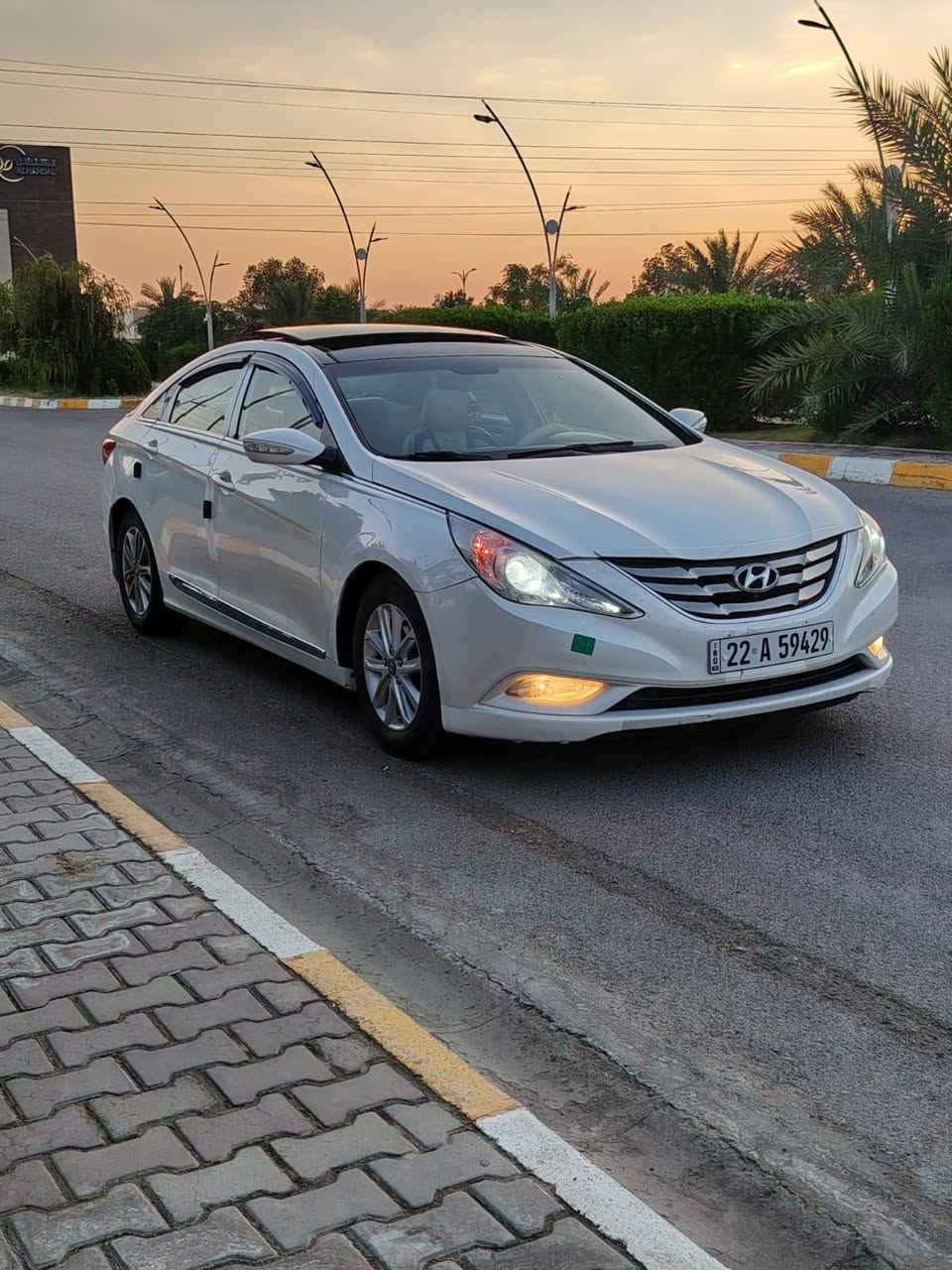 سلام عليكم سوناتا خليجي فول موصفات موديل 2011بسعر مناسب108وبيهه مجال محرك 2400 دوش مامفتوح محرك وكير وتبريد كله بشرط صبغ بس باب بدون داخل رقم وسنويه وهزه كلها جديد العنوان تكريت رقم ***********
