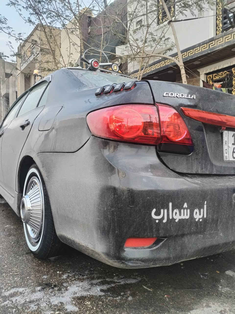 ﷽
الهم صلي على محمد وآل محمد
السلام عليكم شباب
الأسم / تيوته كورله 
الون / اسود غير محدد
موديل / 2010 محدث 13
رقم العجله/ 11 بغداد 
حجم المحرك / 2000
كير / اوتوماتيك +عادي
السعر / 115
مواصفات نص فول 
1 / شاشه تاب 
2 / كامره خلفيه دواره
3 / تحكم استيرن 
4 / حساس خلفي 
5 / كشنات مخمل
6 / لد أمامي 
7 / تبريد ثلج 
8 / مثبت سرعه 
9 / تخم تاير خط ابيض جديد 
10/ تخم كبات شوفر 15
11/ دوشمه عام
12/ سيبايه ابو عمار اصليه 
13/ ماشيه 258الف
14/ تاج +فانوس +دركه 
15/ منضومه زنون أصليه 
16/ مري كهربائي 
السياره أمريكيه
 حادثها قبق جنطه شويه بل جاملغ 
بيها قطع صبغ ابيع احزام 
كير مكينه صدر تبريد كله كفاله
سياره شرط احله من صور بعد
شرط التحويل ثاني يوم 
بيع أو مراوس حسب القناعه
الاستفسار *********** 
الرقم الثاني *********** 
مكان بغداد الشعله حي الجوادين
