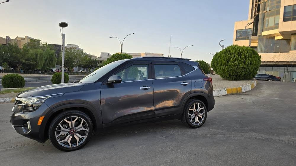 KIA SELTOS _2022
فوول مواسەفات 
گیر و مەکینە کارەبای بەشەرت 
پشتوو پیش کەپس أربيل, العراق
