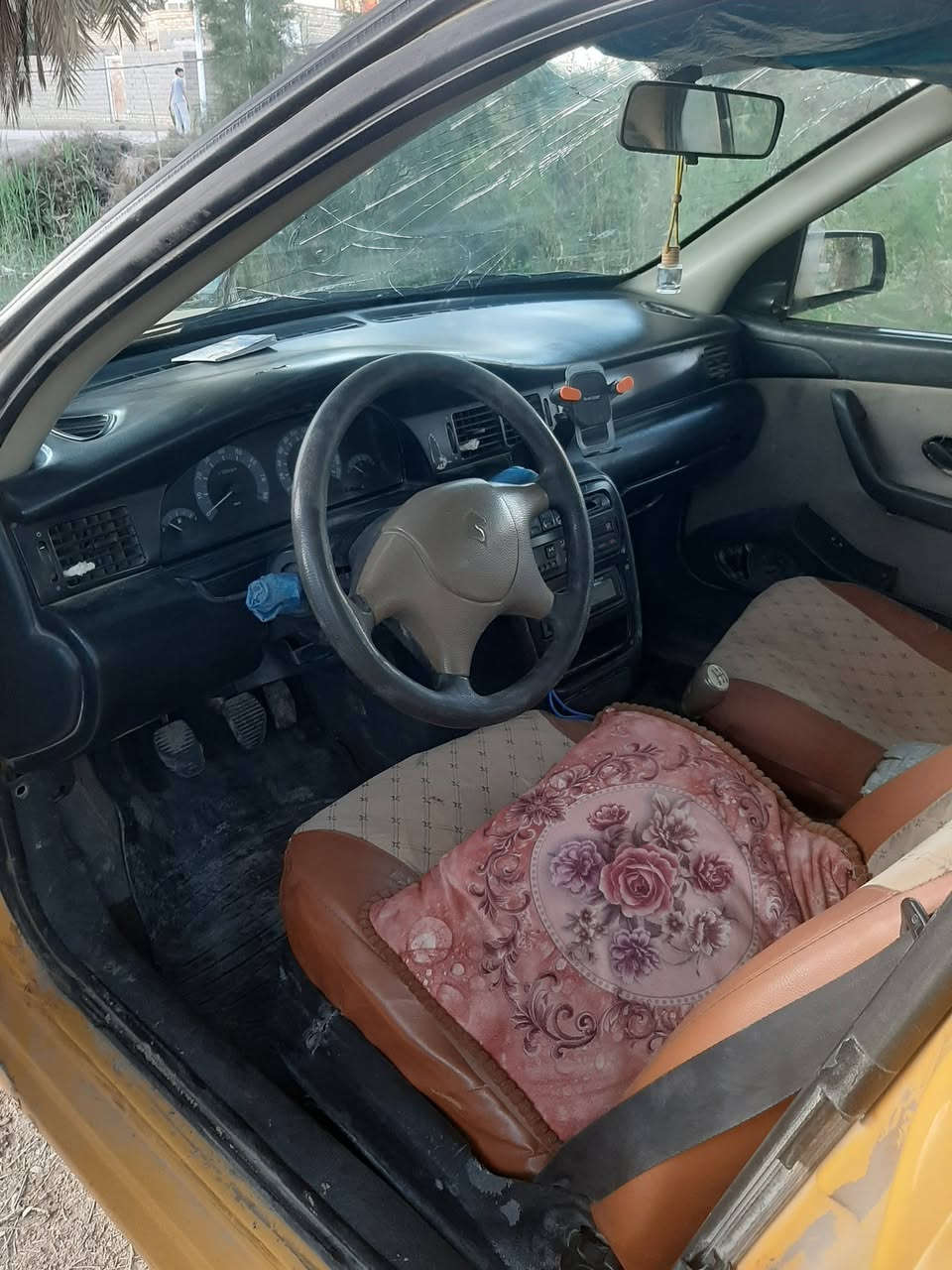 سمند ٢٠١١ كير مكينه خير من الله رقم ذي قار صاحبها يمي ١٣ وبيها مجال مكان سوك الشيوخ متواجد على فيس ***********
