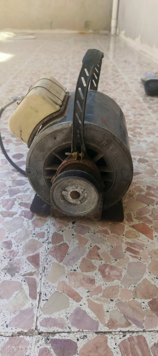 ماطور مبرده للبيع بسعر مناسب سرعتين شغال 35الف وبي مجال مكان يارمجه الشرقيه الثالثه يم مدرسه الكويت التاسعه 
*********** موصل, نينوى
