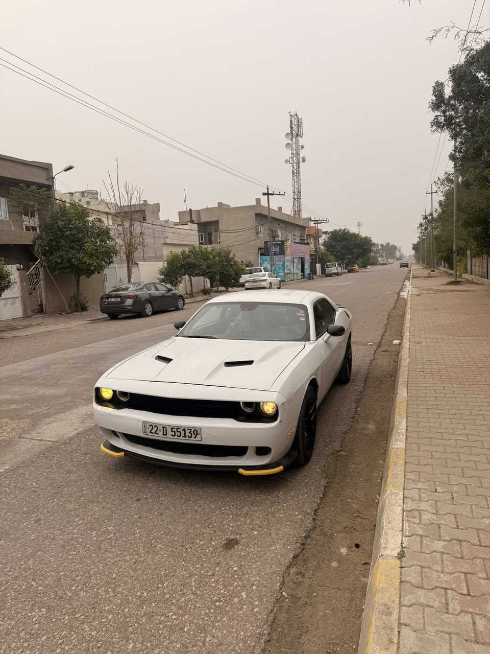 بسم الله الرحمن الرحيم
جالنجر ٢٠١٨ sxt 
سياره ماشيه ١١٨ الف كليو متر 
سياره هزه جديد بسمي 
بيه جامرلغين وبونيد ووباب سكن 
ومبدل اله محرك جديد 
سياره جاهز من كل نواحي سبب بيع عاجبني تيسلا لو بي وادي 
١٤٥ وبيه مجال 
***********
مكاني كركوك ..
