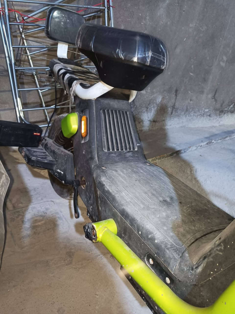 دراجه شحن نضيفه وحلوه بس ما غاسلعه سعرها 375 الشراي اتصل مكاني القلبه شارع البرج ***********
