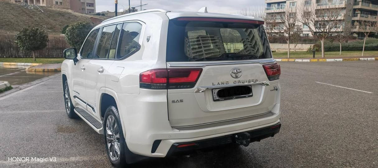 تويتا لاندكروز جكسارة 2025 VX limited S شرکة ساز
بیع مستعجل المسافة المقطوعة: ۱۷٥۰ کم
مرقم باسمي ، سلیمانیة،
المستورد: SAS
کامل بی بی اف، ppf ، ضمان 10 سنوات
جام امامی درع
كلين تايتل  مكفولة من كل شي، متل زیرو بحالة شركة.
المواصفات معروفة فی اكس لمتد اس
 المحرك: ٦ سلندر بسعة ٤ لتر بدون تیربو
تحديد سرعة 
كاميرا 360
رادار 360
کشنات خزن
کشنات جلد و کهربائی
سلاید
تشغيل عن بعد 
سماعات jbl
وبعد هوایە مواصفات

🛑 السعر سوي تعليق يصل مباشرة 🤖 

ضمان و عقد صيانة مجانية من تويوتا العراق لمدة 4سنوات  او ٨۰،۰۰۰ كم
مكان سیارة سليمانية.
‏‏‎
رقم صاحب السيارة 
***********
