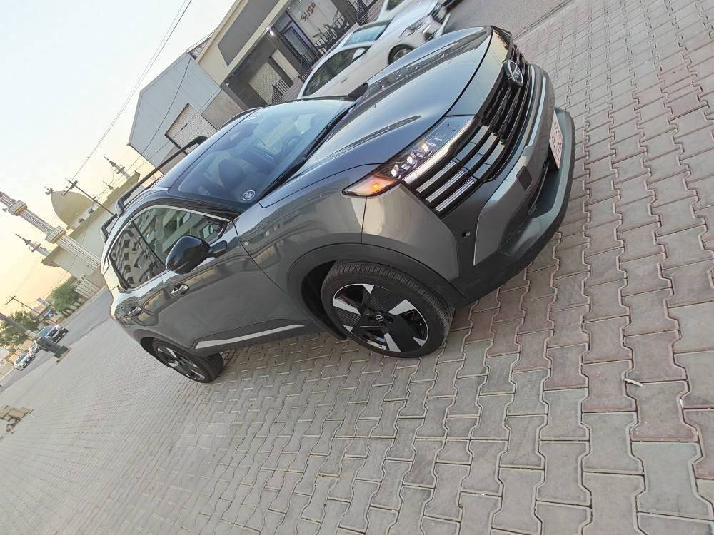 نيسان كيكس 2025 
وارد امريكي

ماشي 1300 زيرو 

مواصفات SR سقف أسود 
سيارة كلين بدون حادث 🔥🔥🔥🔥
فقط دعامية مفتوح 

 محرك 4 سلندر  2000 مواصفات 5 كامره وجلد وشاحن موبايل وهندبريك اوتو واوتو هولد وشاشه جبيره وشاشه دجتال  وتبريد لمس  وداخل ليد واناره وبعد بيها هوايه مواصفات

 سيارة يترقم شمالي فقط
للإستفسار 

 ***********
عنوان كركوك

رقم شاصي 

3N8AP6DB2SL346236 كركوك, العراق
