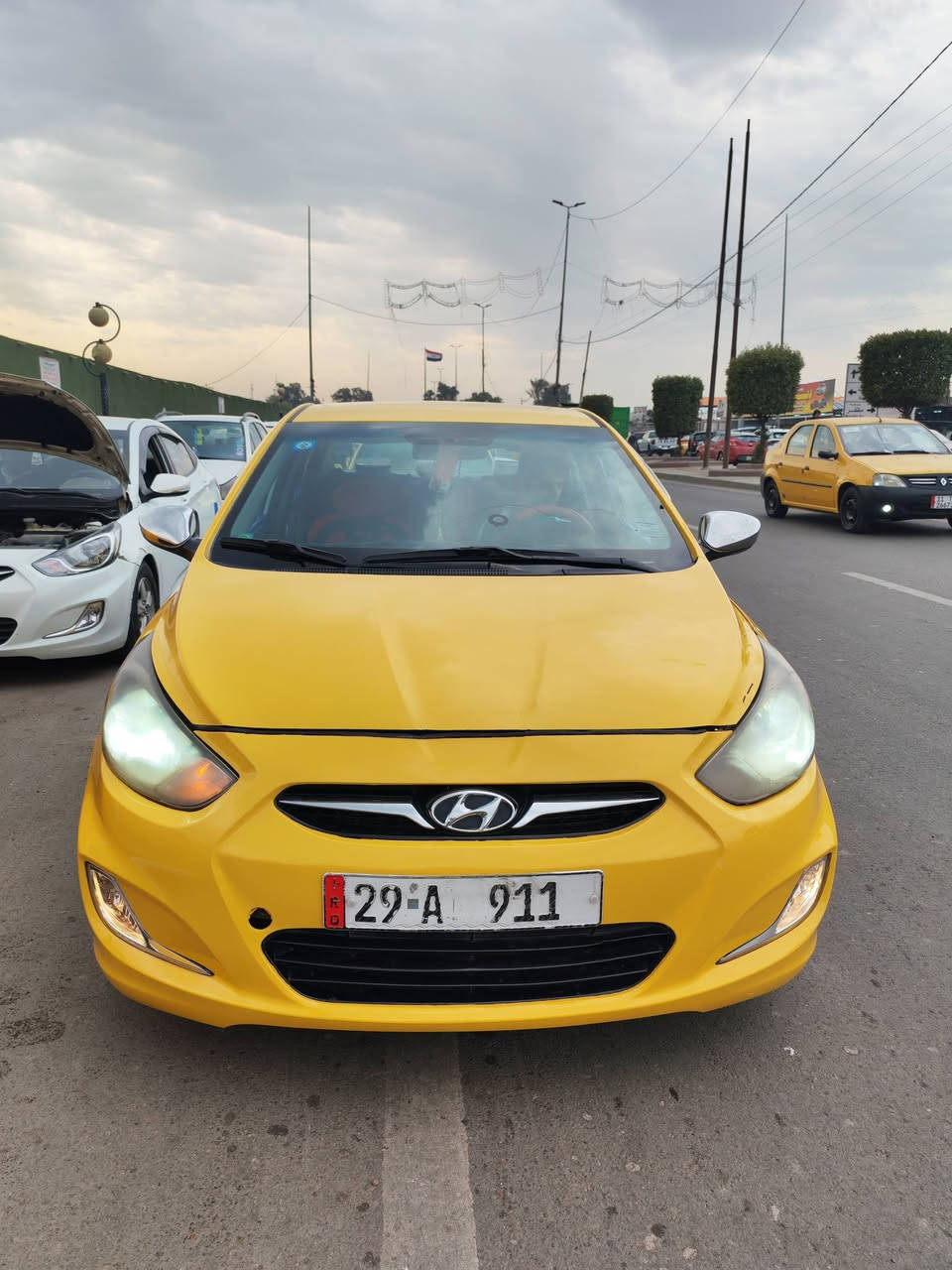 سلام عليكم اكسنت موديل 2012    محرك1600  GDI   وارد كندي  امريكي تحتوي على  منظومة غاز ٦٠ لتر  سياره خير من الله جاهزه  بوجهك للشارع  تبريد تدفئه كله شغاله وجديد  سياره مال جني تبديل قطعه وحده باب الصدر  وموجود الاصلي
شاشه تحكم  ستيرن مانع انزلاق IBS    رقمه مميز   السعر ٨٠  وبها مجال حك الجيه  التواصل اكثر رقم الهاتف *********** متواجد فيس واتس
