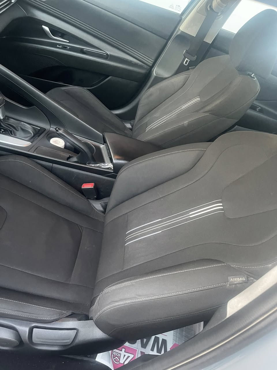 انترا. مديل. 2022حادث. بنيد. جاملغ بدون. دواخل.   سياره.جديده. مكينه. 2000. سعر. 142. عنوان بغداد ***********
