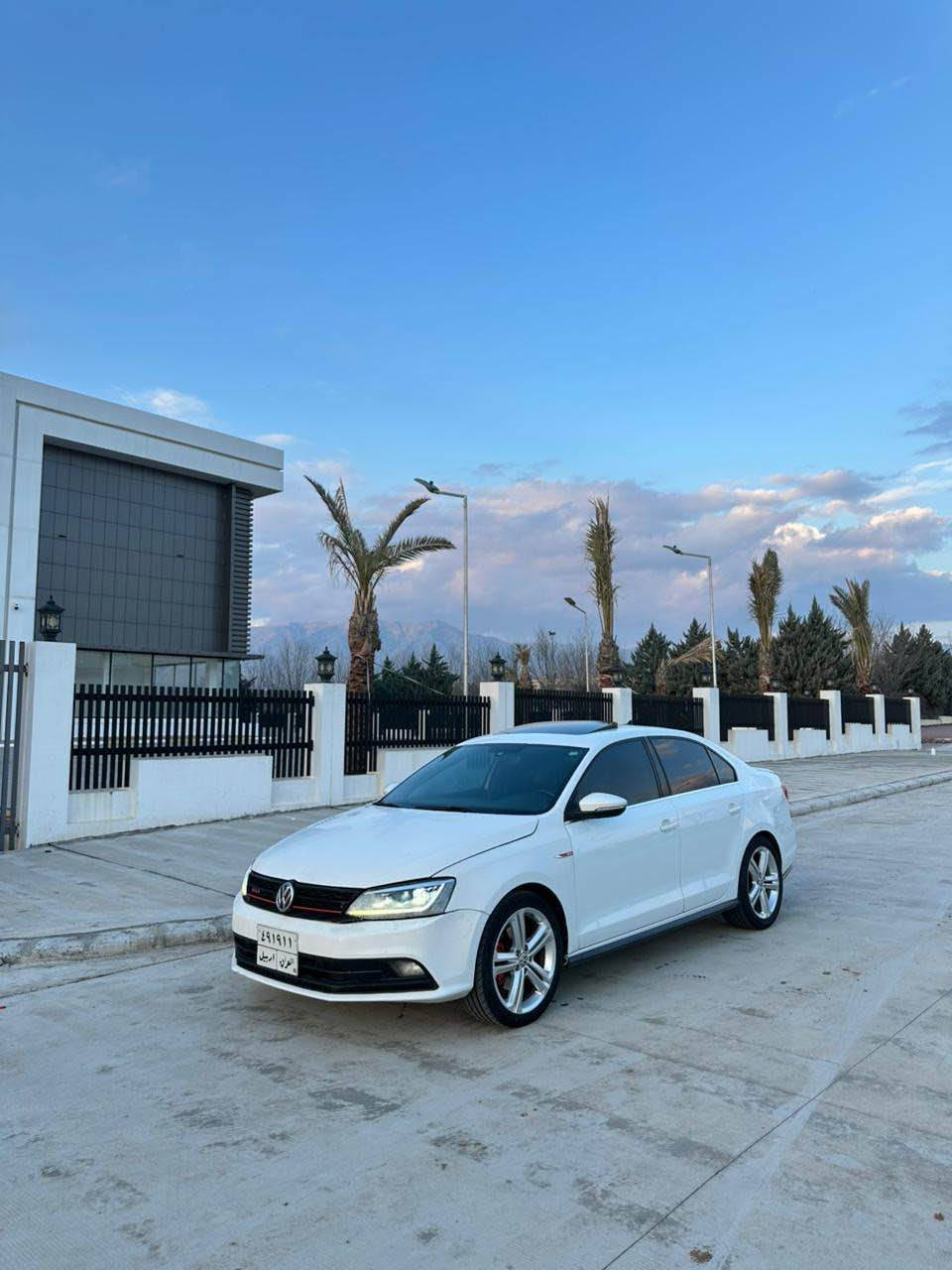 تلفون***********
فولكس واگن جيتا٢٠١٧ Gli
مواصفات GLI فول فول بصمه سلايت كوشن جلد كوشن كاره با كوشن هيته ر ده بل گير شاشه كاميره حساسات لايت زينون تحديد سرعه سوكان فوليوم ويل كروم ئاوينه كاره با فول فول 
٢بارجه صبوخ بئ ژورئ 
گير محرك تحويل وكاله غرامه ب شرت
سعر١٢٤ ورقه مجاليكي كم اكر, نينوى
