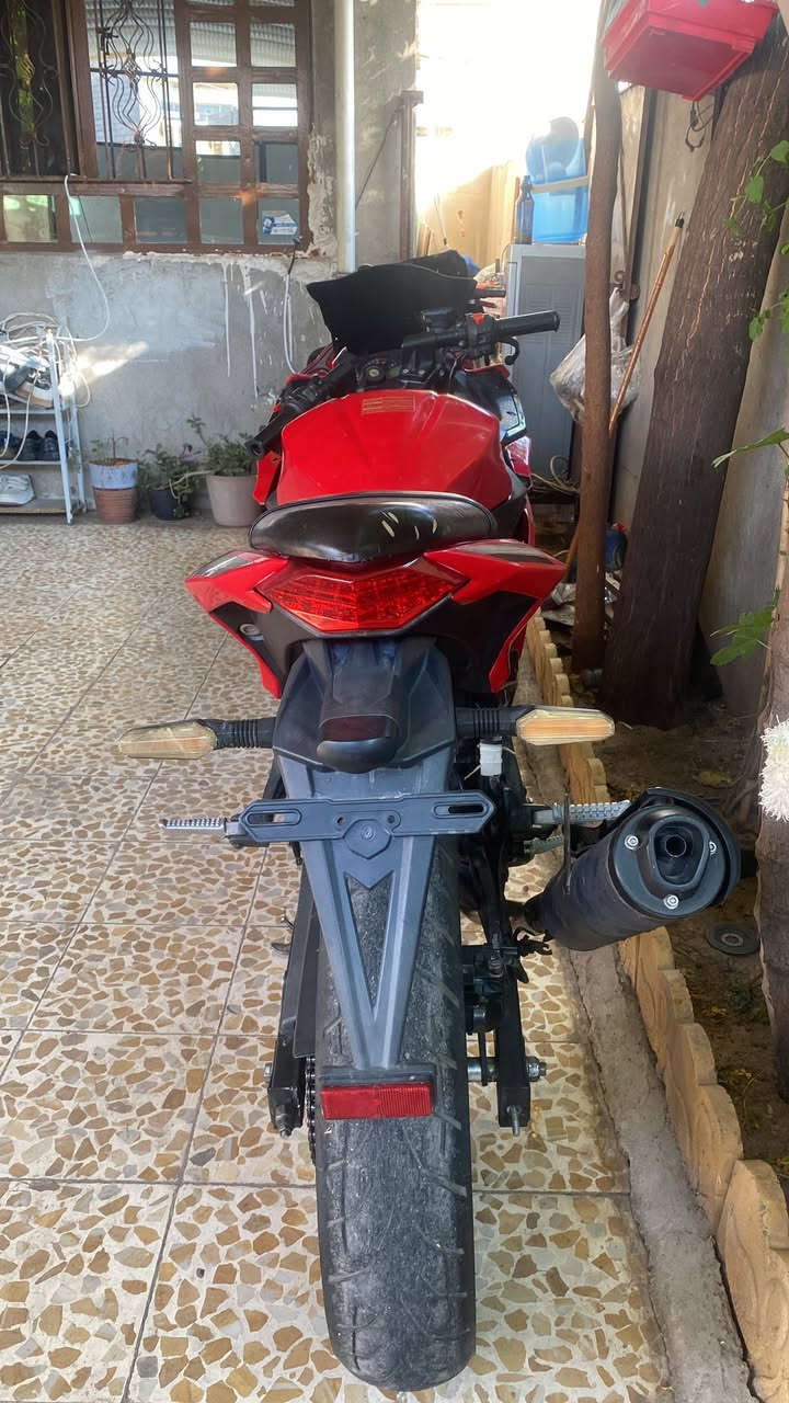 السلام عليكم بطحzx7للبيع موديل2023 محرك 300cc مكاني موصل ايسر  /واتساب***********/الانتصال***********
