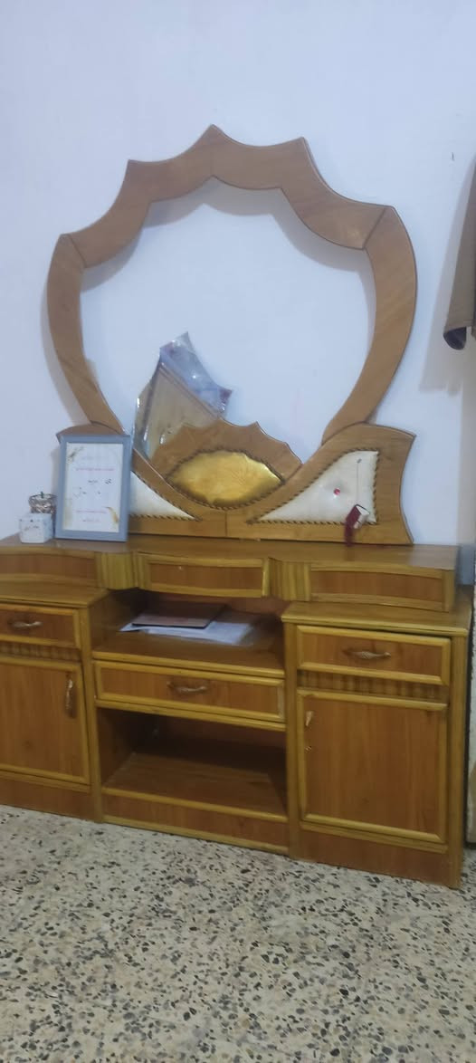 غرفة  كامله نقص مرايات يكلفن 25  ينزلن من سعر  الغرفه واضحه بصور  سعر  900 مكاني ميسان


**إذا كنت صاحب هذا الإعلان وتريد حذفه لأي سبب، رجاءا أرسل رسالة إلى الدعم الفني**