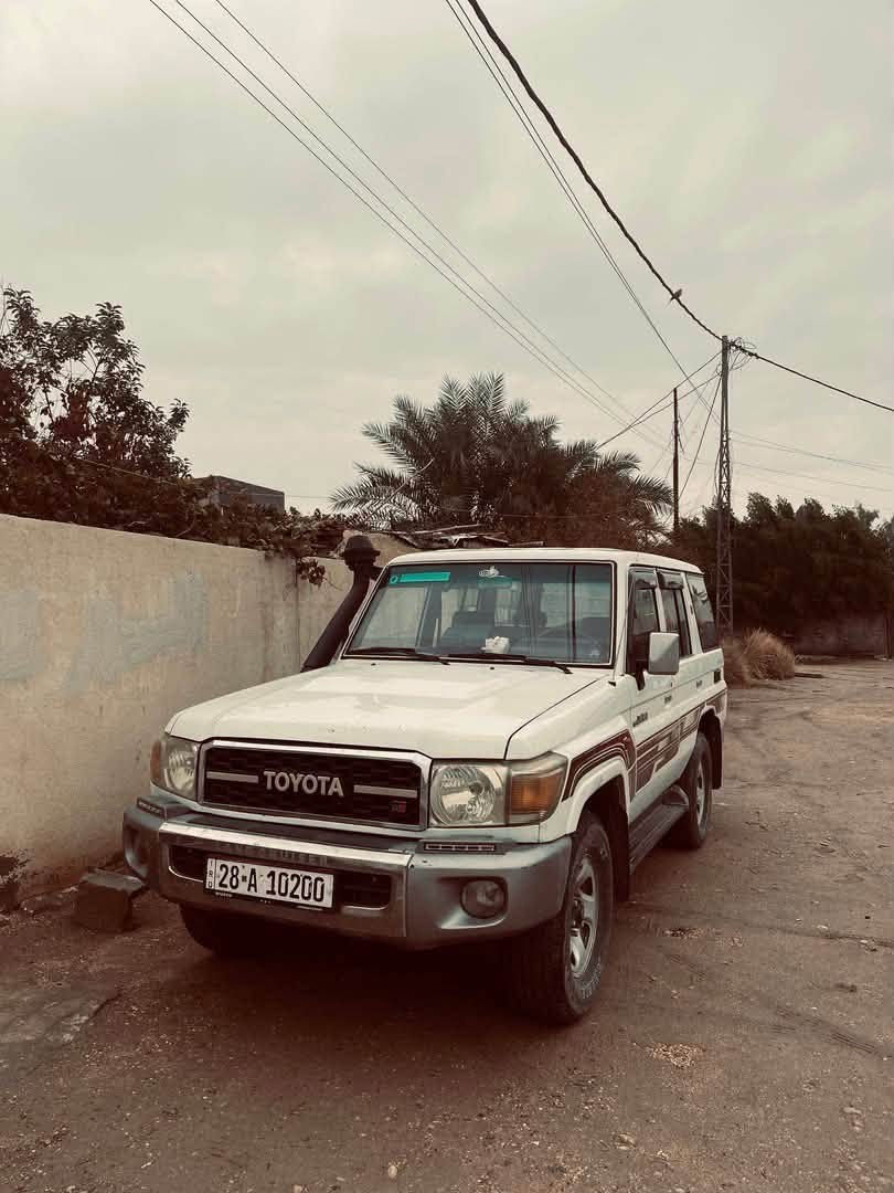 عليكم ورحمه اللّٰه وبركاته Toyota Land
Cruise 

🔴حوثيه مديل 1991 محدثه 2023
🔴كير او مكينه محور بطه 6 سلندر 
🔴تبريد وره او كدام منظومه كامله
🔴رقم جديد نجف مميز 10200
🔴السياره حلوه او جديده 8راكب
🔴تايرات او ويلات جديده 
🔴مكان السياره بغداد 
⚠️سعر السياره 90 للشراي

! للاتصال او الاستفسار ***********
